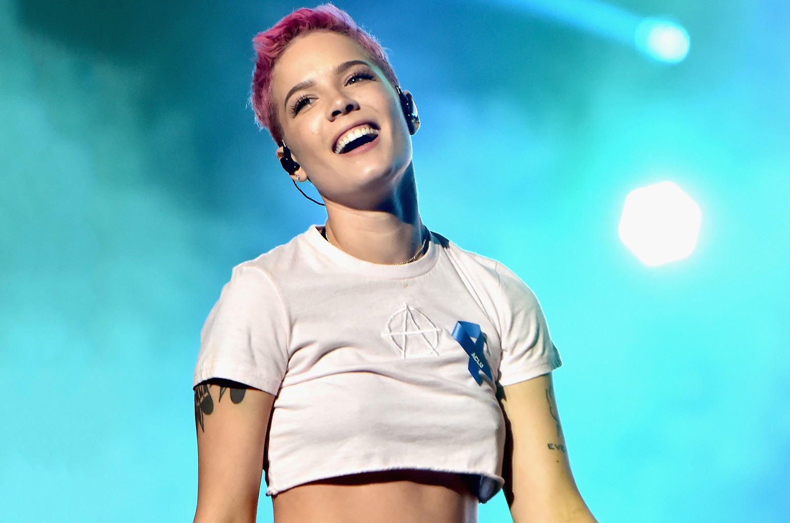 halsey performance smile 2017 billboard a 1548