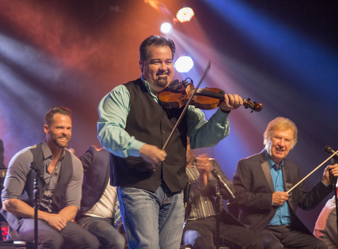 Supreme fiddle player Kevin Moore wows Rochester audience