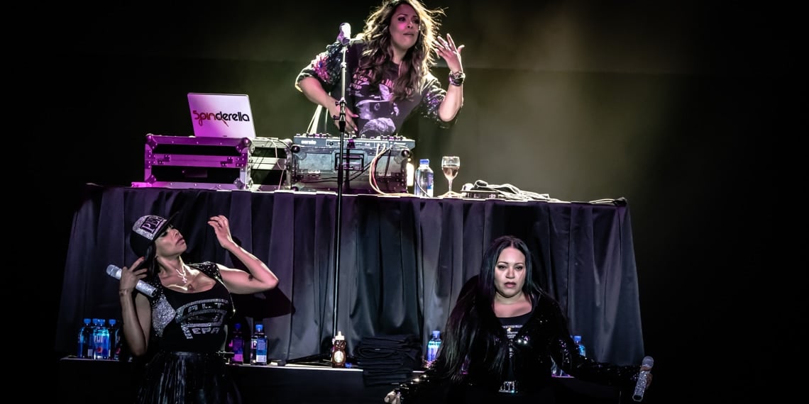 90's Salt-N-Pepa Spinderella I Love the 90's Tour Mystic Lake May 18 2018