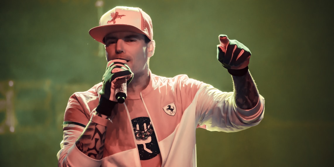 90's Vanilla Ice I Love the 90's Tour Mystic Lake May 18 2018