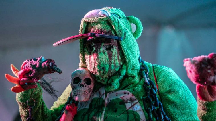 Zombie Pub Crawl Costume Contest 2018 - Photo by Chris Taylor Minneapolis Minnesota