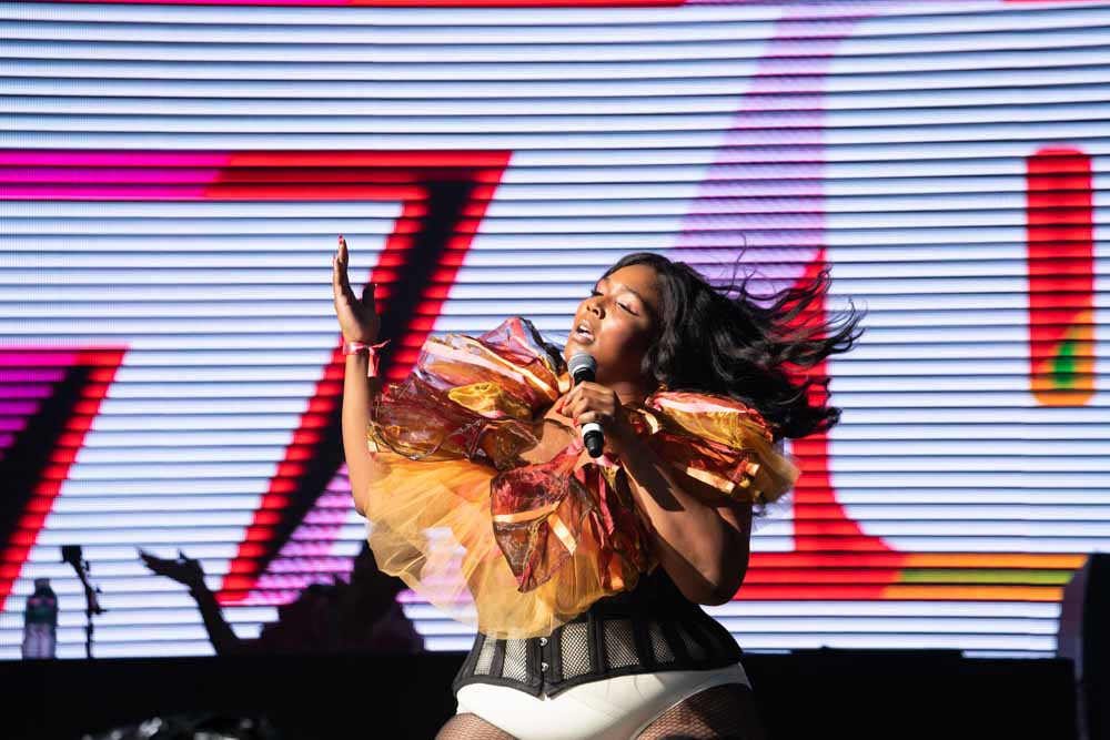 Lizzo by Bryan Edward Lizzo by Bryan Edward Hulaween 2018 Lizzo Bryan Edward Creative 6