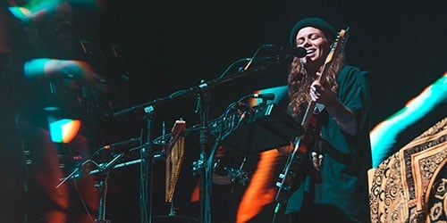 Tash Sultana Performing Live