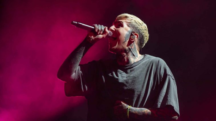 bring me the horizon, the armory, minneapolis, oli sykes,