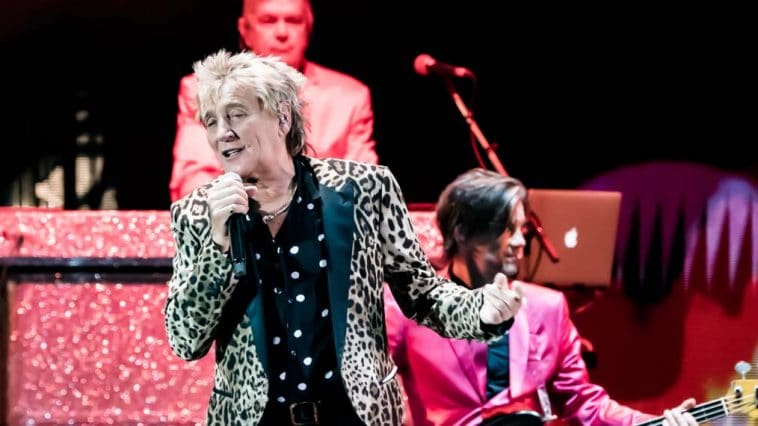 Rod Stewart, Rock, Pop, Treasure Island, Music In Minnesota