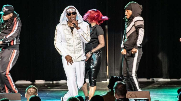 MC Hammer, Treasure Island, Music In Minnesota