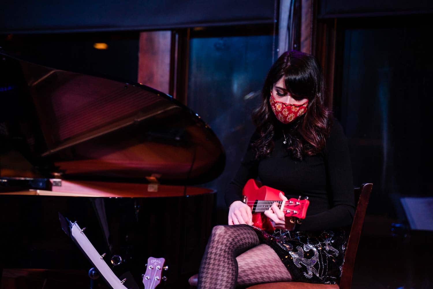 Leslie Vincent at Crooners