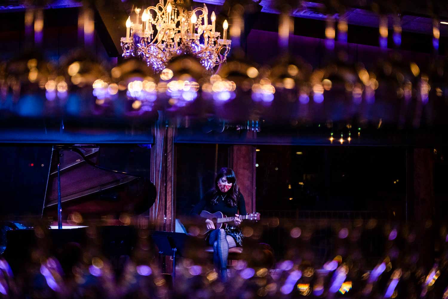Leslie Vincent at Crooners