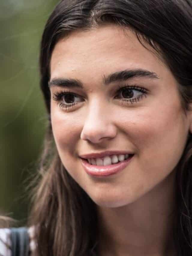 cropped-2560px-Dua_Lipa-2016-e1644523725101.jpg