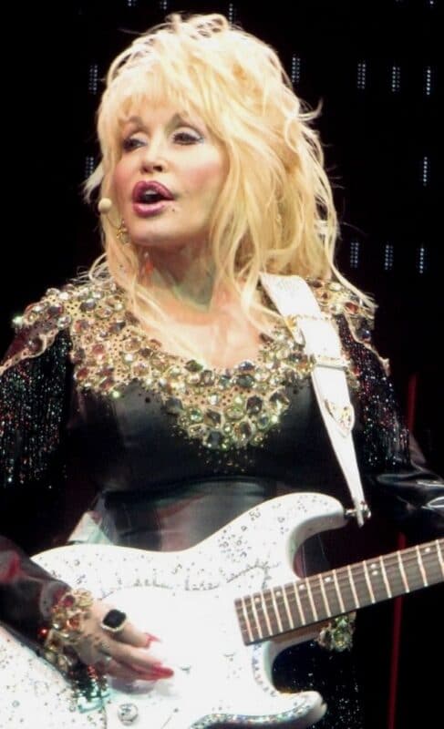 Dolly Parton Playing Guitar