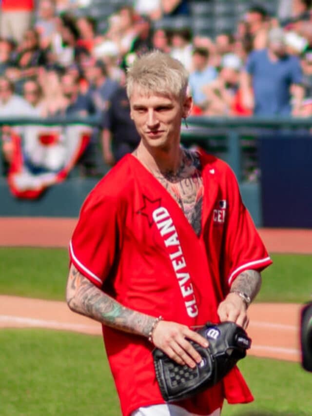 Who is Machine Gun Kelly Story
