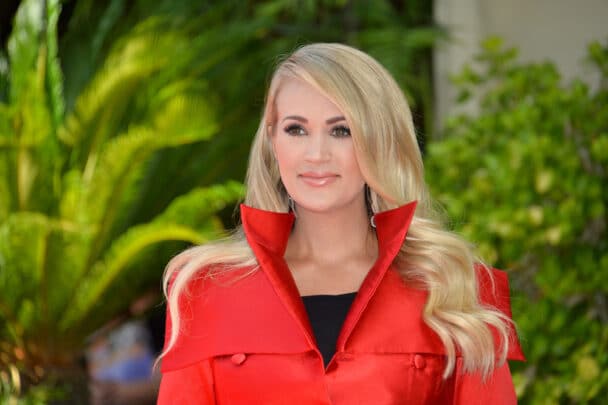 Carrie Underwood Biography: How She Got Her Start in Country, Her House