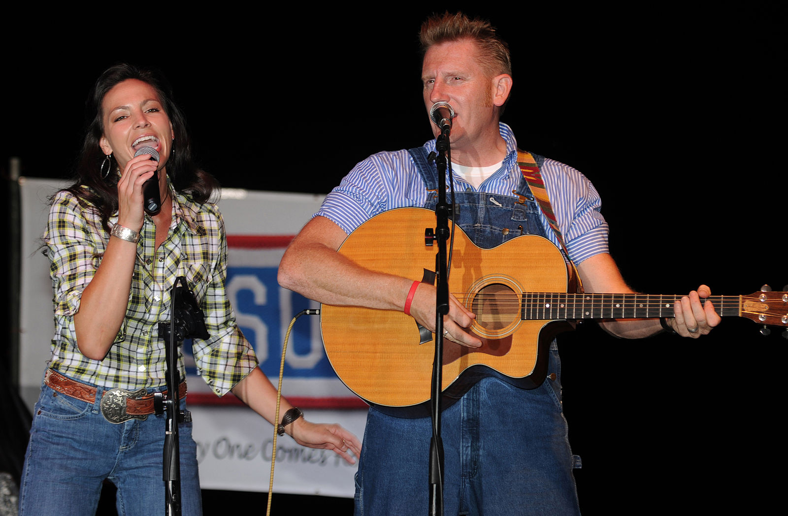 joey and rory on stage performing