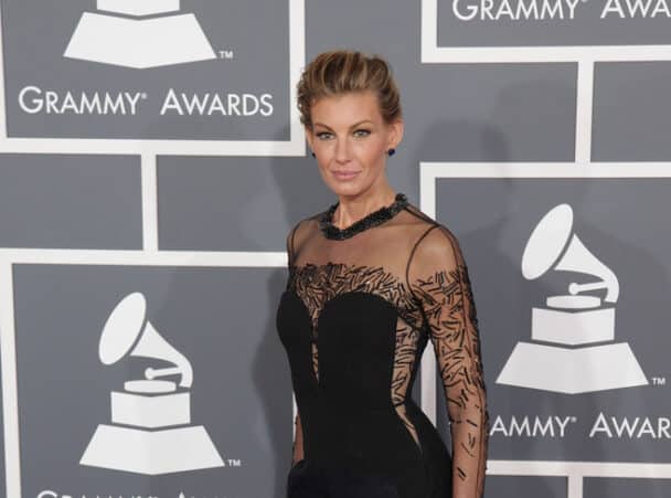 15 Crazy Facts About Faith Hill: Her First Husband, Job at McDonald’s