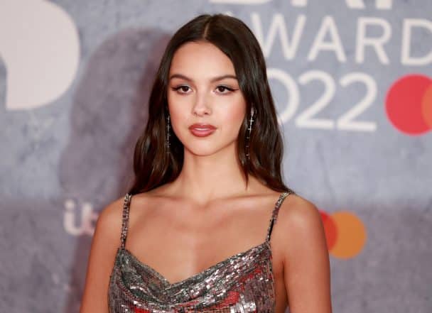 37 Famous Singers Who Are Shorter Than You Expected