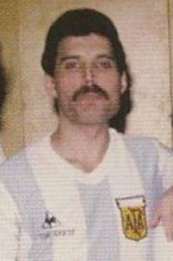 How Did Freddie Mercury Die? Details on the Rock Superstar's Untimely