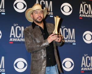 Jason Aldean’s Net Worth and Biography: His Cars, House, Career, and More