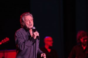Singer Retired 25 Oldest Singers (Still Alive in 2023)