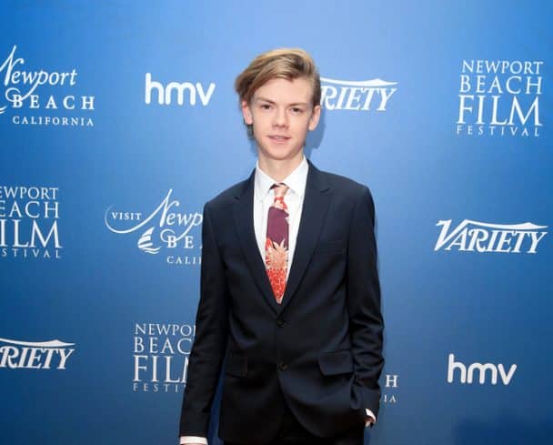 25 Celebrities Who Look Younger Than Their Age