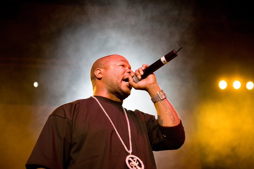 rappers who went bankrupt xzibit on stage rapping