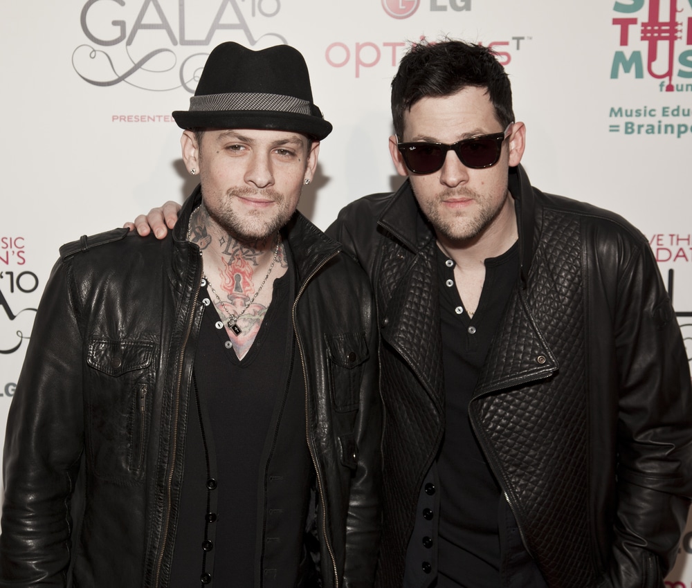musicians who dated underage girls benji madden and joel madden on the red carpet
