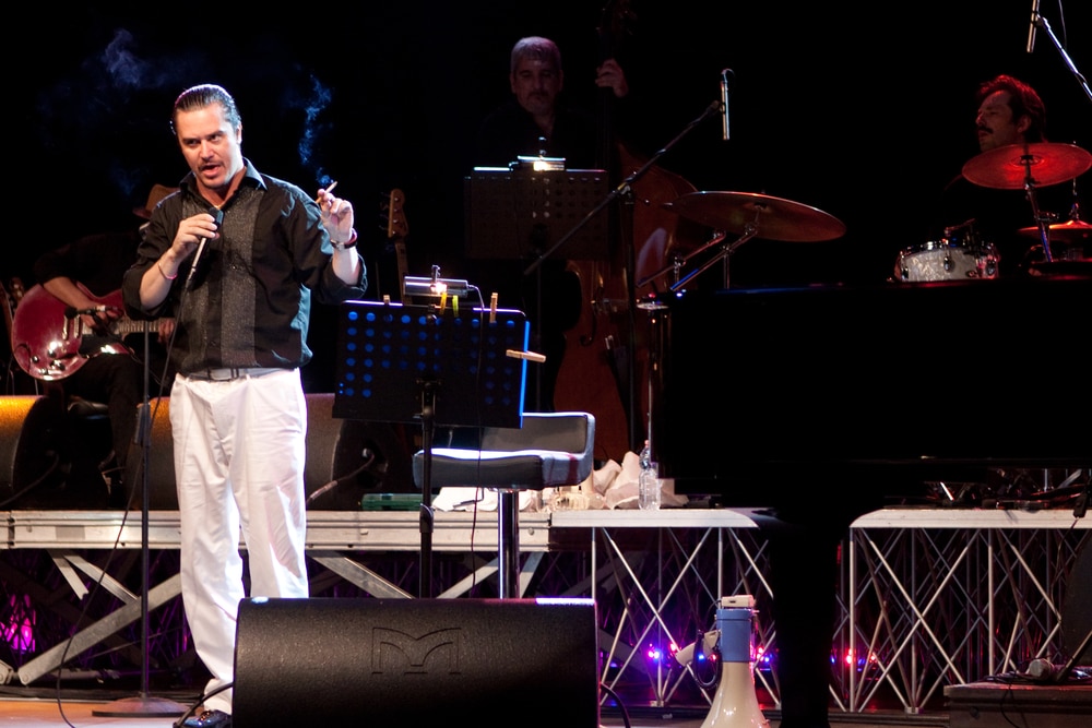 mike patton singing on stage