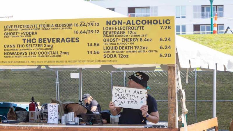 Beer Stand at MN Yacht Club Phot By Travis Meier